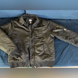 SUPERDRY Women’s black bomber Jacket. Full Zip. Exterior Pockets Size M/L